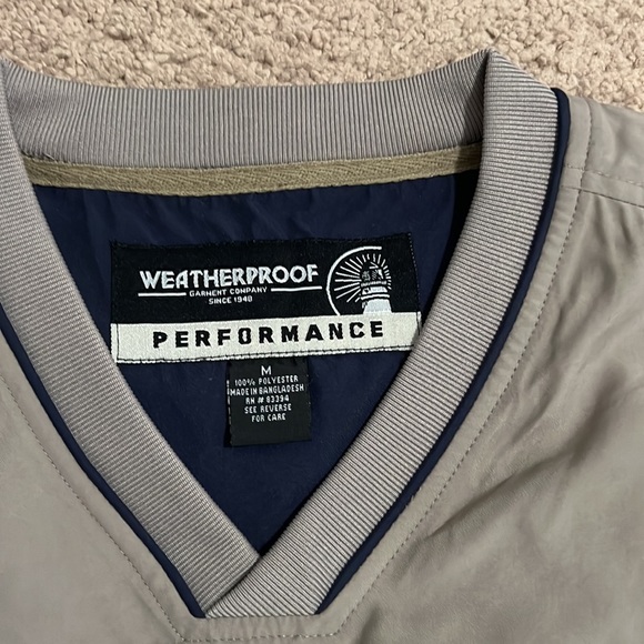 Weatherproof performance vest - Picture 3 of 3